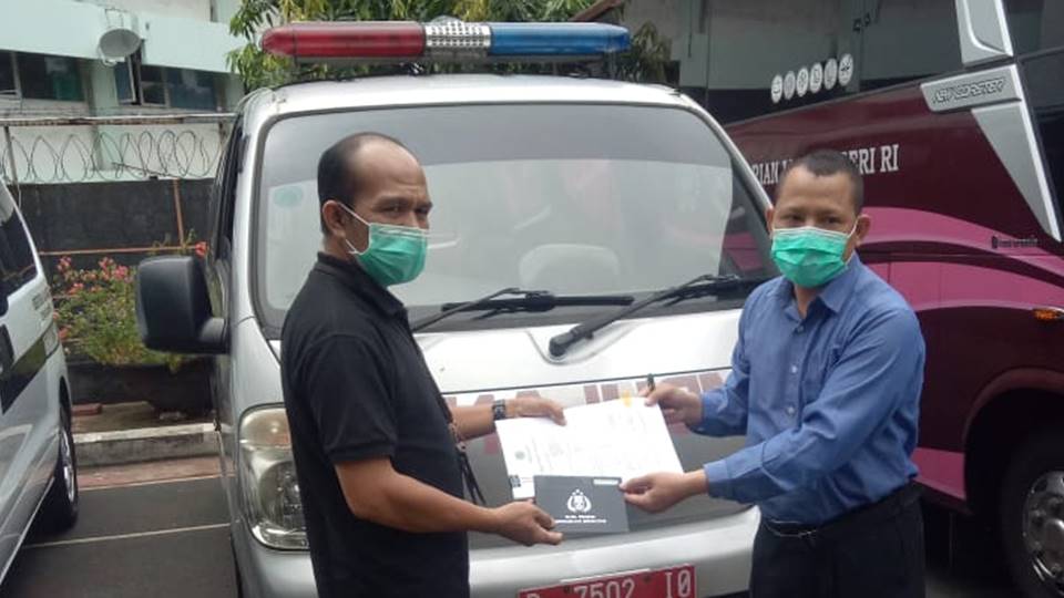 You are currently viewing Bantuan Hibah Mobil Ambulandari Kementrian Luar Negeri